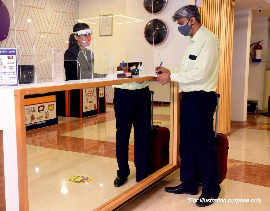 Oyo 40139 Hotel Peradiot Ahmedabad Eksteriør bilde