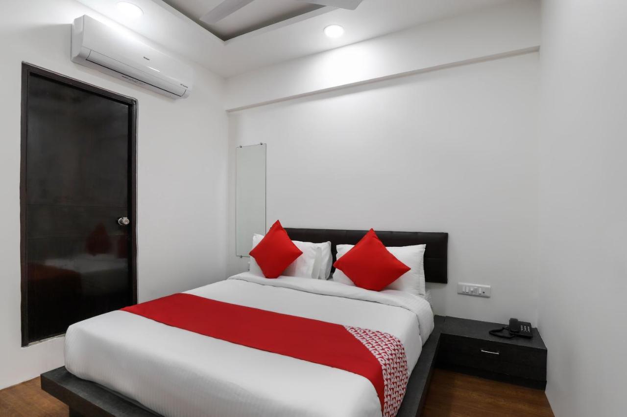 Oyo 40139 Hotel Peradiot Ahmedabad Eksteriør bilde